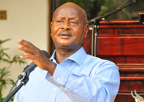 Museveni has urged all Ugandans to concetrate on eradicating poverty to increase house hold incomes.