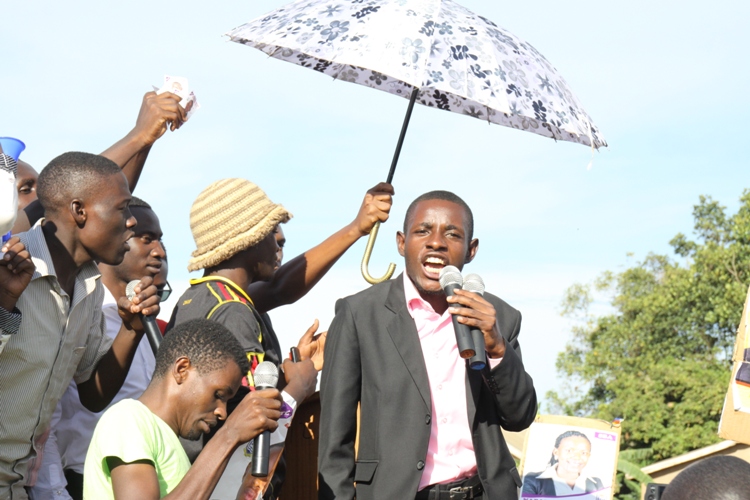 Mulengyezi Ivan addresses his supporters.