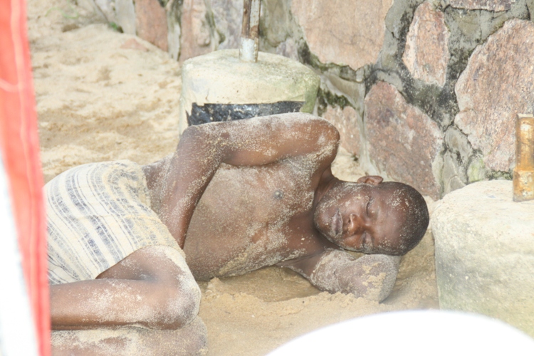 Drunken Fella blacks out after boozing like crazy.