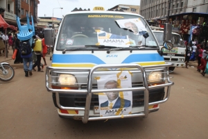 Taxi glued Go-Forward poster.