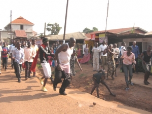 Residents run after Moses Asega  after he attempted to disappear.