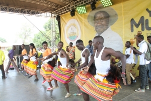 Traditional dancers wooing the crowd.