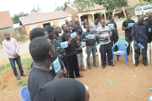 FDC supporters diehards during the prayer meeting at the party offices in Lugonjo.