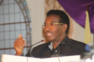 Minister Jim Muhwezi spoke on behalf of all Late Chris Kassami's friends.