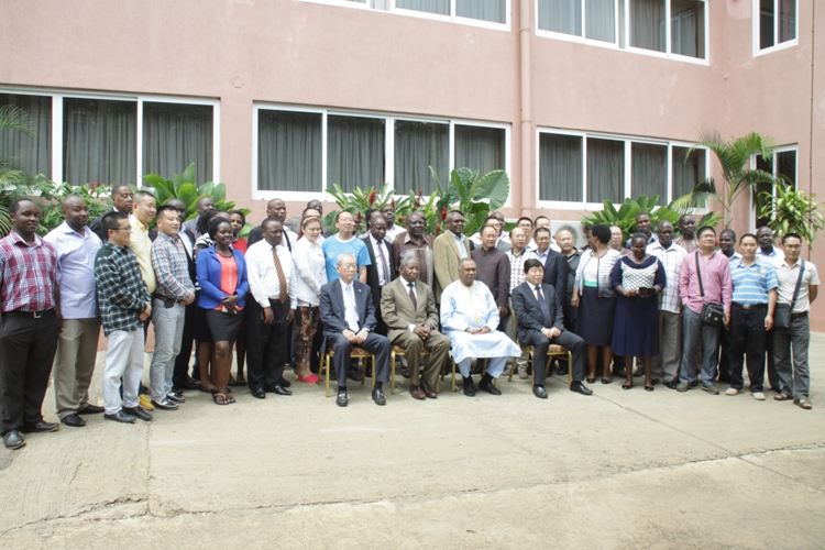 China Boosts Uganda’s Agric. Sector With USD1.7m. The participants in a group photo.