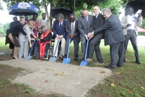 Dr. Antonio (2nd from right) with guests during the ground breaking ceremony at the CORSU Hospital on Tuesday.