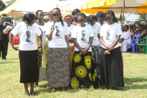 Doreen's elder sisters give their last eulogies.