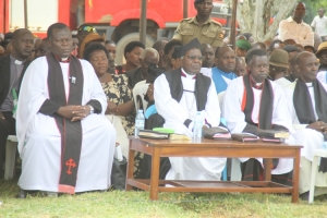 The clergy Rev. Jonah Kisawuzi and retired Bishop Ssekade Balagadde led the prayers.