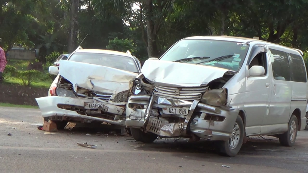 Eight individuals kissed death in nasty accident in Katabi along Entebbe Road.