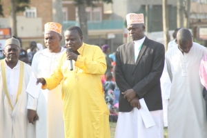 Matovu Edirisa Figo warning Indian Investor to back off grabbing the Muslim land.