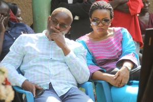 Pastor Charles Kaisaali's babe Josephine tightmarking him like dog.