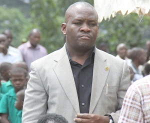Ex-MP Aspirant Kakembo Michael Mbwatekamwa  in hot soup.