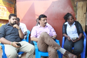 from-left-ali-dishan-mahindra-corporate-sales-manager-head-sales-pankaj-tiwari-during-the-meeting-with-the-boda-boda-riders