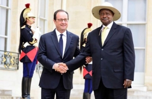 president-museveni-with-french-president-francois-hollande-the-two-leaders-held-bilateral-talks