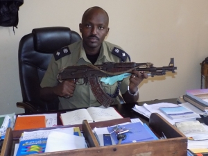 dpc-godfrey-ninsiima-showcases-the-recovered-gun