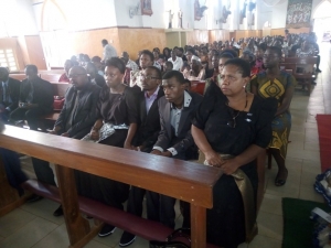 Late Yoti's widow Edith Yoti (extreme Right)with some of his children.