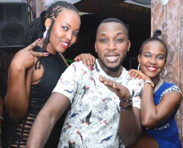 O’s Bar Boss Merlyn Parades Yummy Babes!! Omamteker Merlyn With Yummy Babes