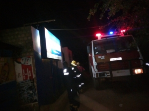 Fire Brigade team managed to contain and stop the fire from spreading.
