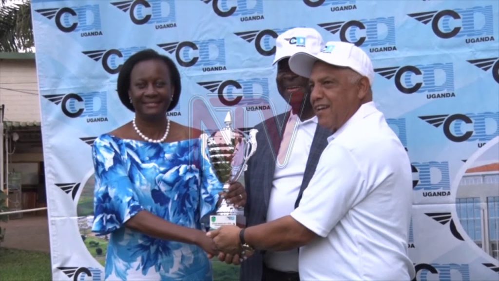 CAA Seniors Golf Open| All Smiles For Champion Dr. Alex Coutinho.
