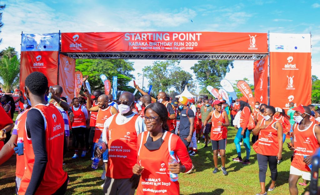 Runners set off for the Kabaka Birthday Run at Lubiri, Mengo