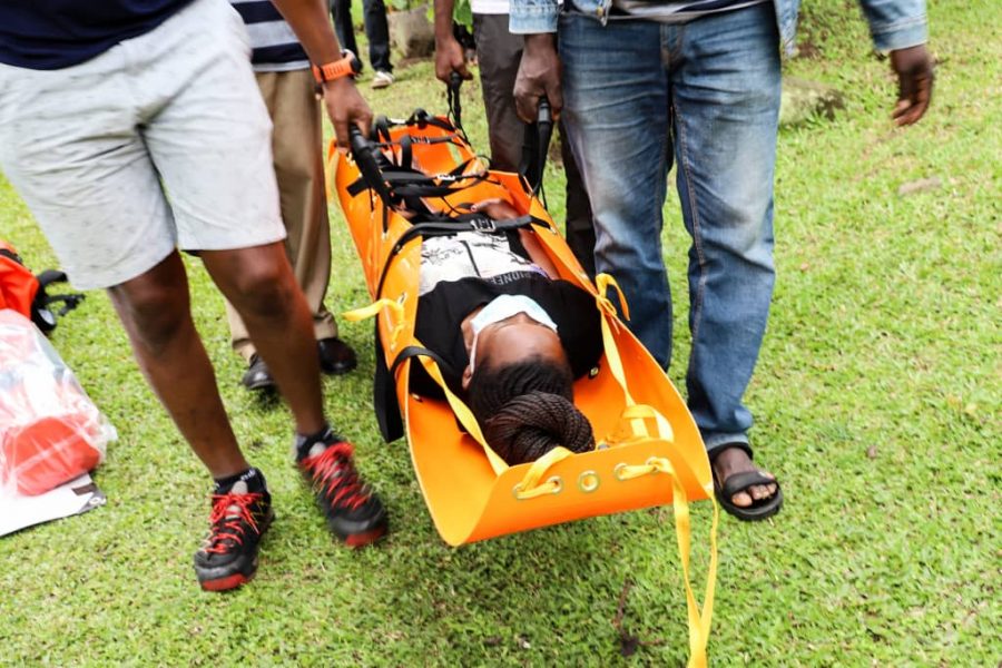 RMS guide Josephat Baluku (left) and UWA ranger Joseph demonstrate the training they underwent and with the new equipment.