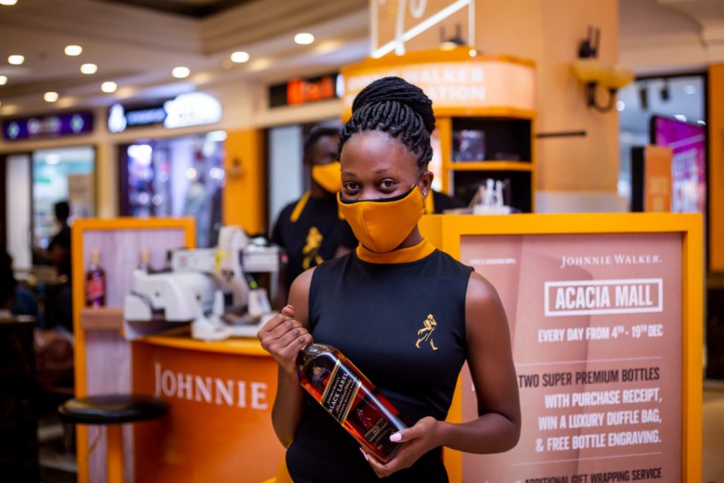 Johnnie Walker Opens up multipurpose gifting studio at Acacia mall