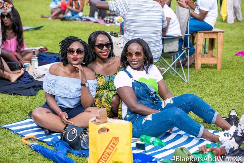 Blankets and wines