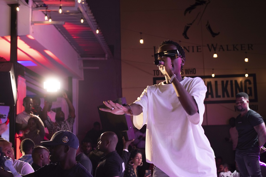 Johnnie Walker, Azawi and Zulitums dominate La Terraza Grand Opening