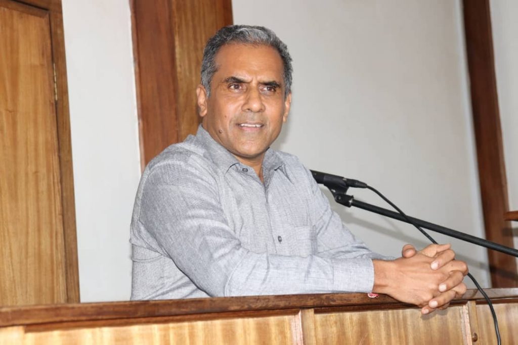 Mukesh Mukesh Babubhai Shukla