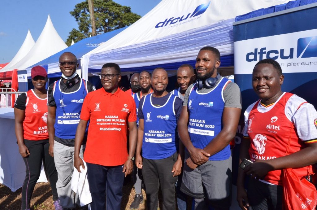 Buganda Kingdom Katikkiro Charles Peter Mayiga Commends dfcu Bank on Kabaka Run Support.