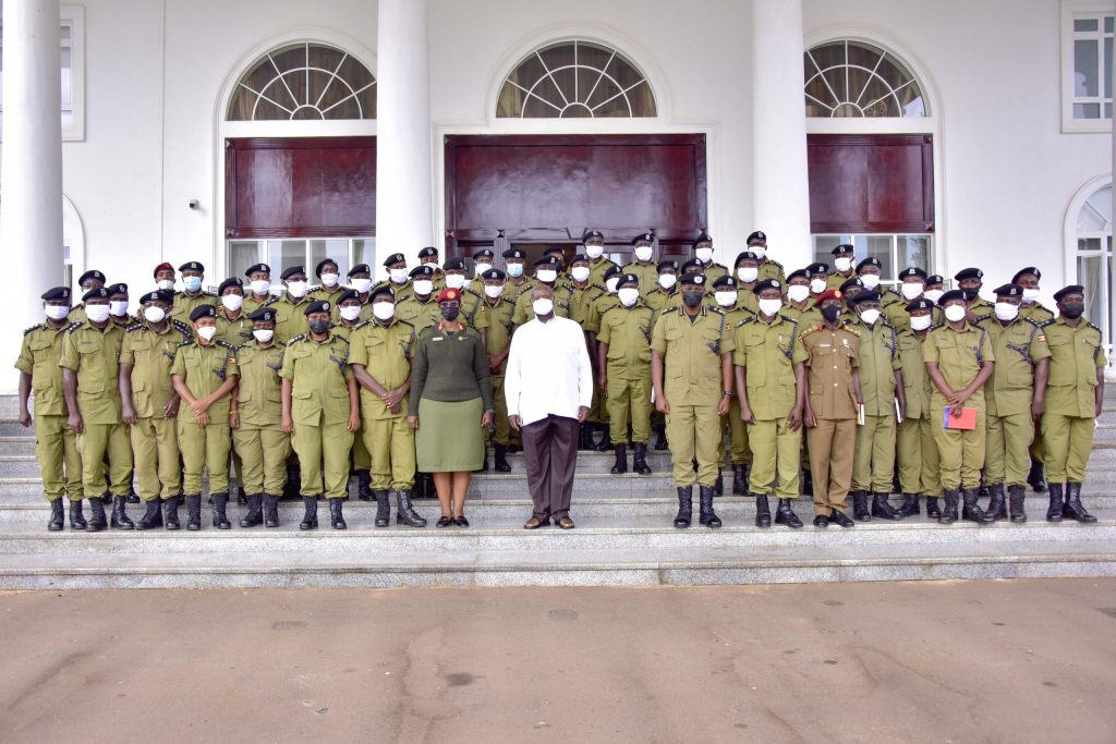 Museveni Cautions CID Officers against Corruption