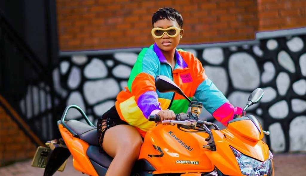 Vivian Tendo Adds Colourful Visuals to Her Simuta Song | VIDEO