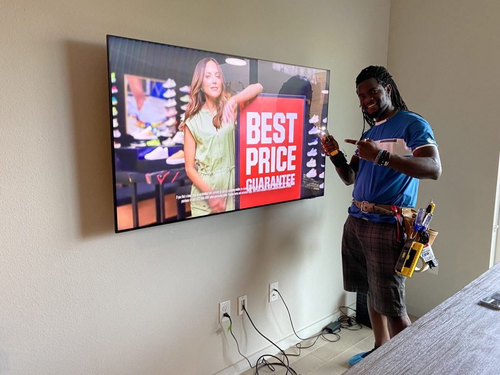 Neighborhood Tech offers TV Mounting, Computer Repair , Wifi Extension in Dallas Texas