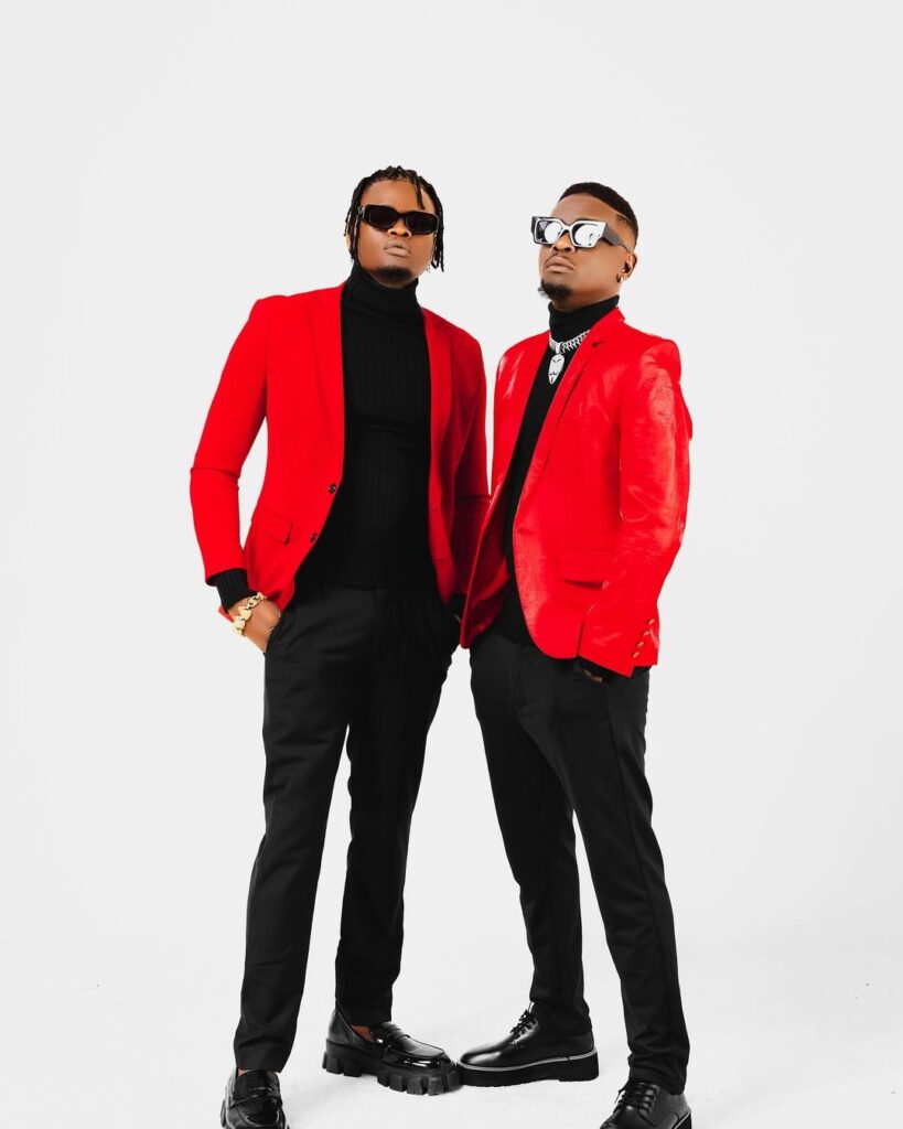Pallaso, Weasel Manizo
