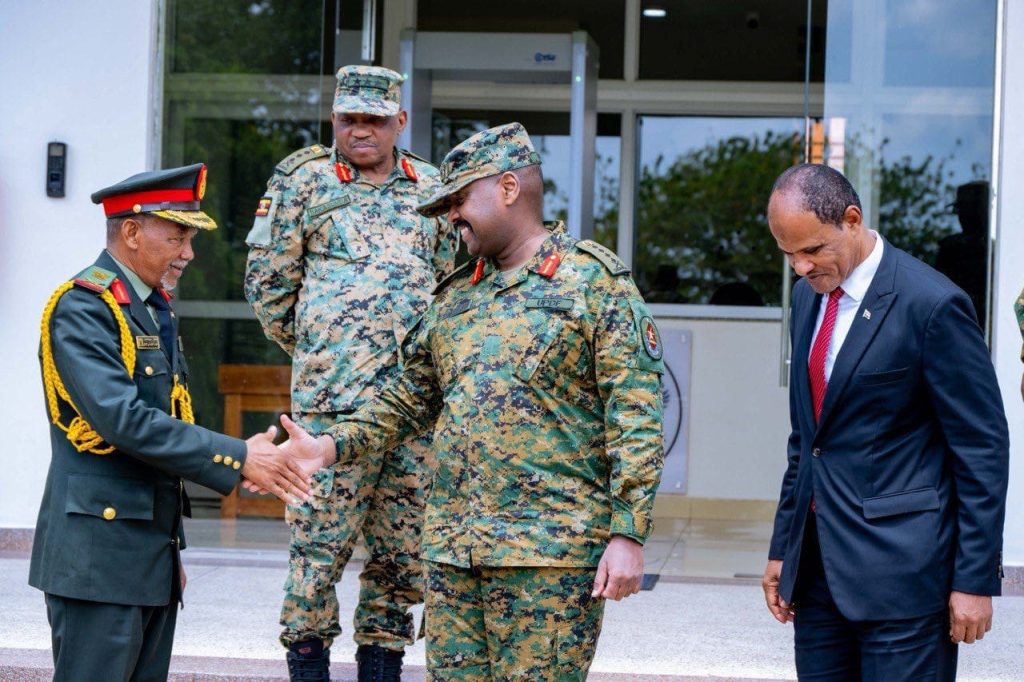 Uganda’s CDF Gen. Muhoozi met Sudan’s Ambassador in Kampala to discuss strengthening military cooperation, defense training, and regional stability.