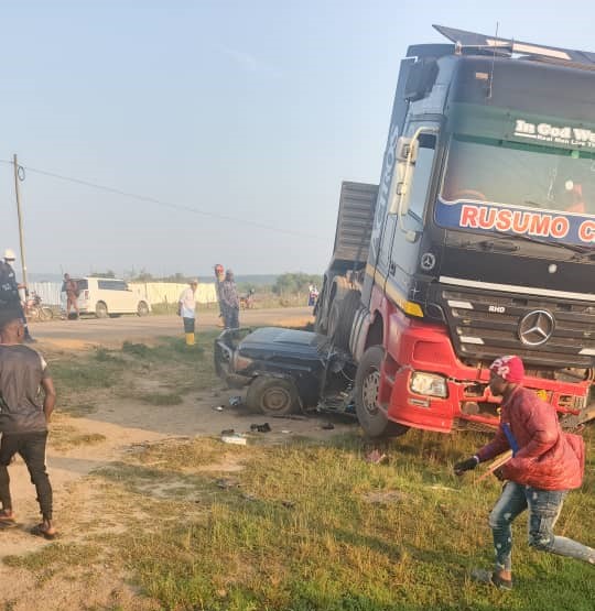 Tragedy in Kyotera: Turn-Man Driving Trailer Kills Traffic Officer Kyotera Tragedy: Turn-Man Driving Trailer Kills Traffic Officer