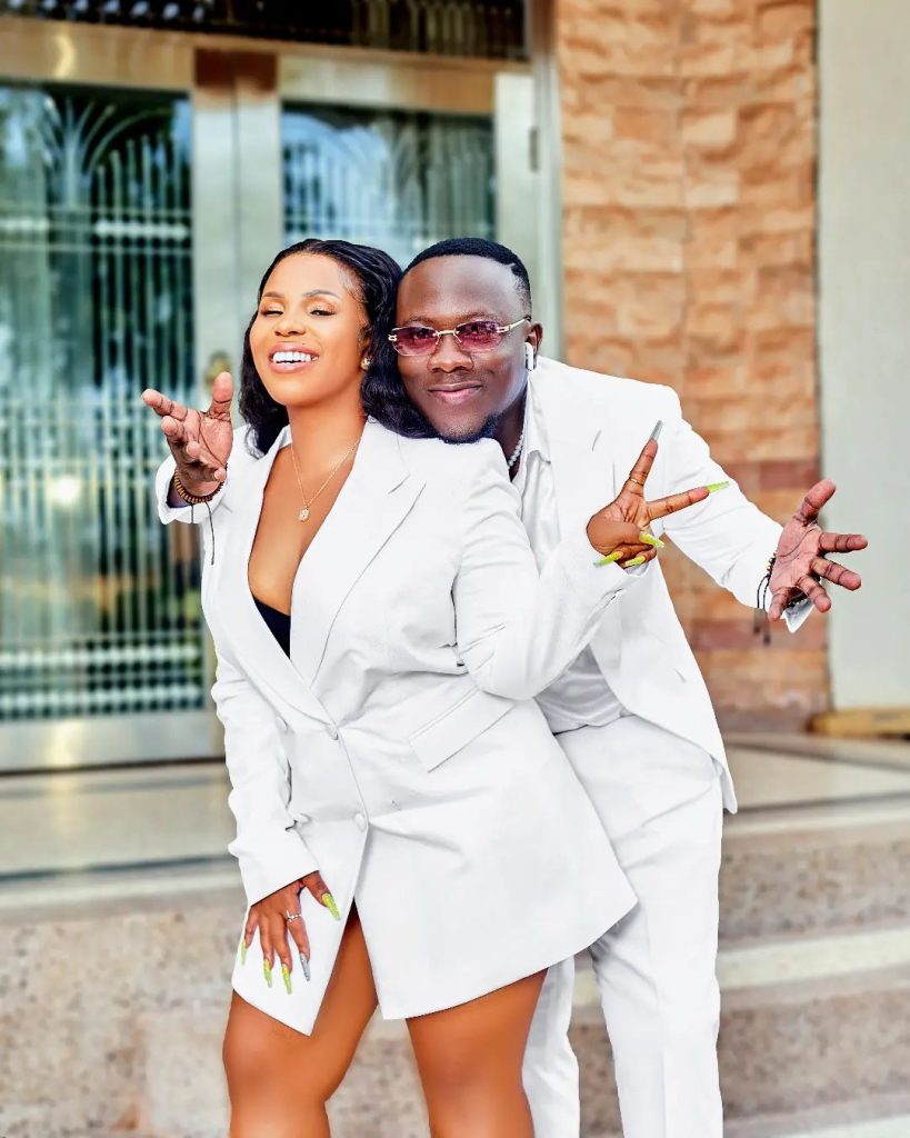 Prima Kadarshi, Gesteady