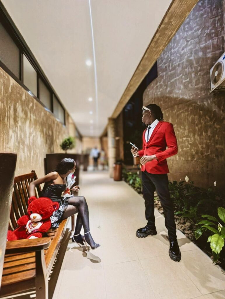 Pallaso, Coco Must Shine