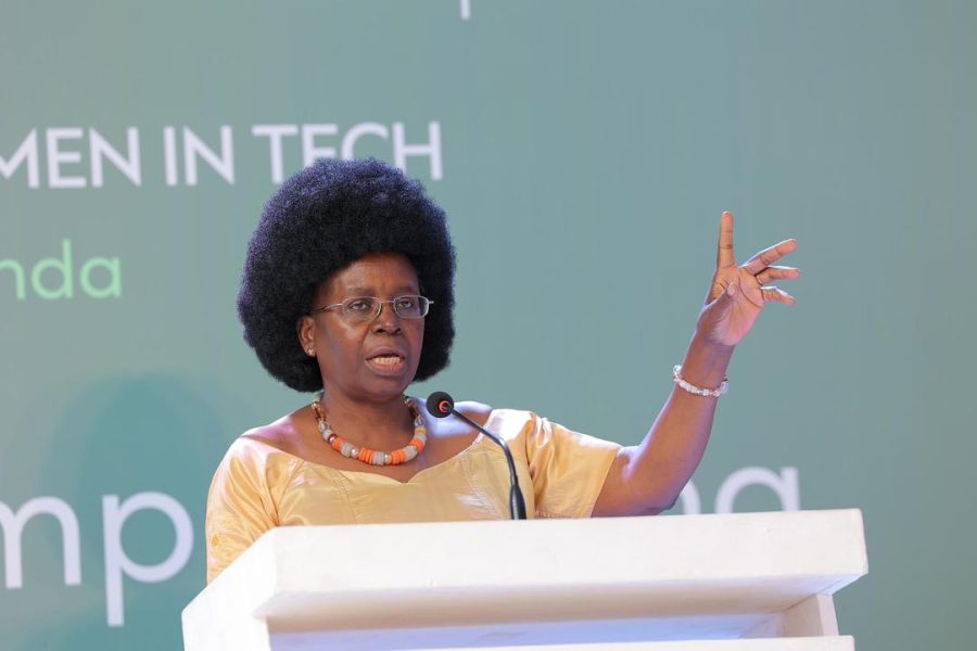 Hon addressing the audience