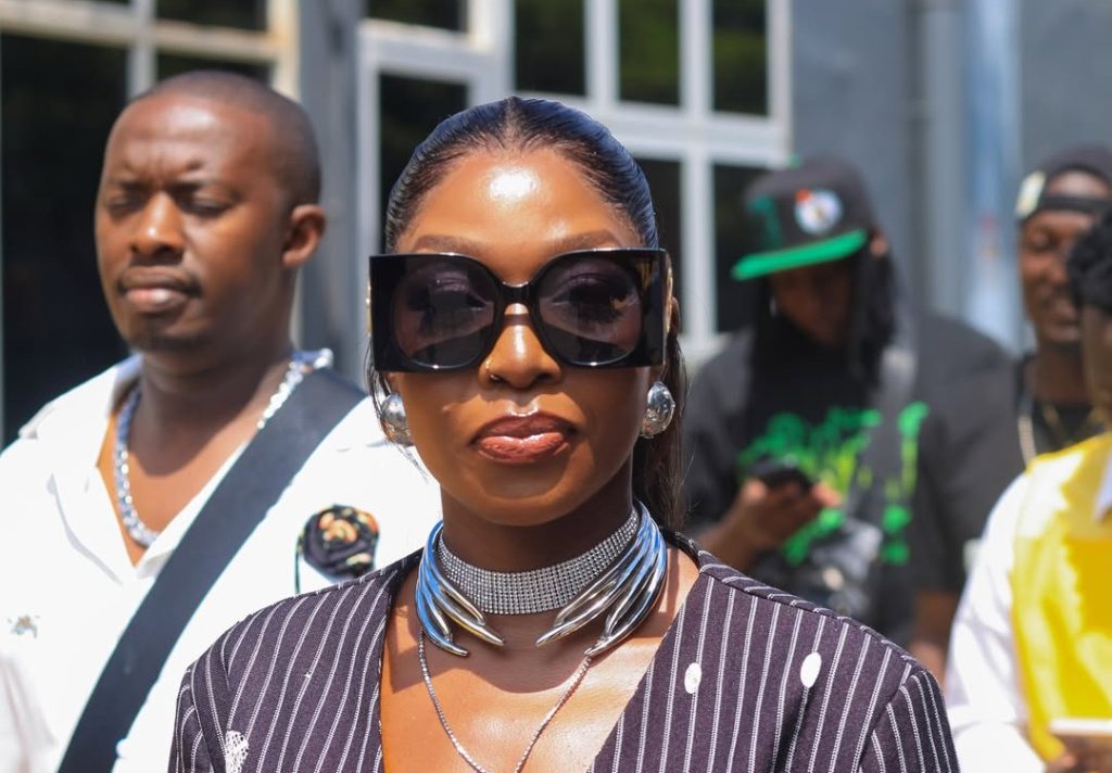 Ministry of Health Approves Karole Kasita Concert With Tight Ebola Prevention Guidelines