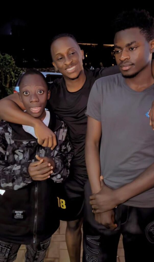 Rango Tenge Tenge, Bruno K, Michael